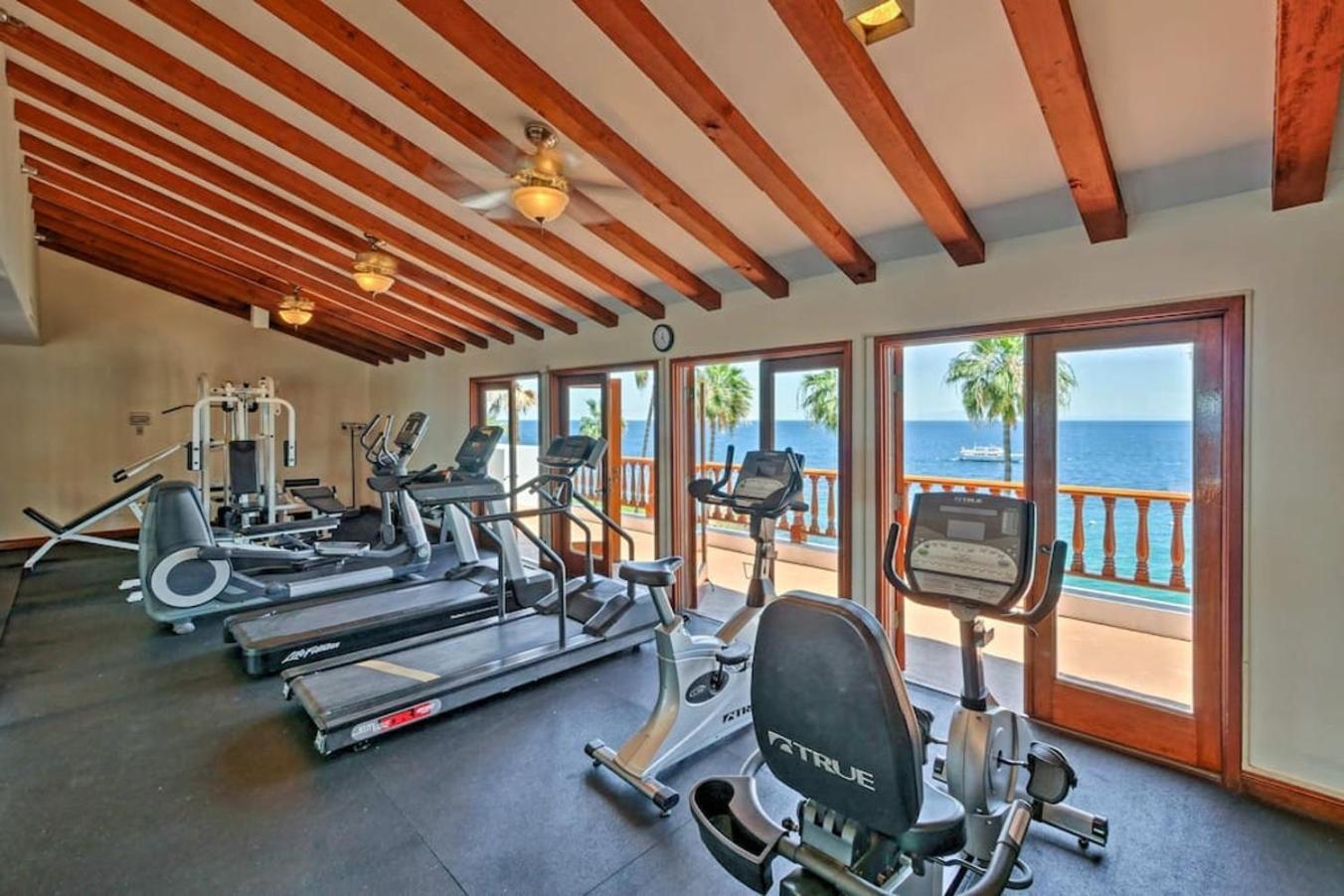 Lux Oceanfront Villa With Breathtaking Views Avalon Exteriör bild